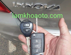Làm khoá Toyota Innova 