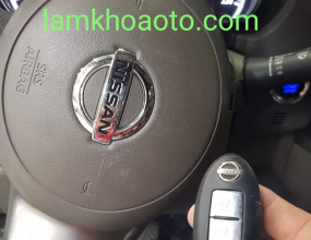 Làm chìa xe Nissan Terra 
