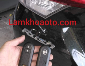 Làm khóa xe Toyota Rush 